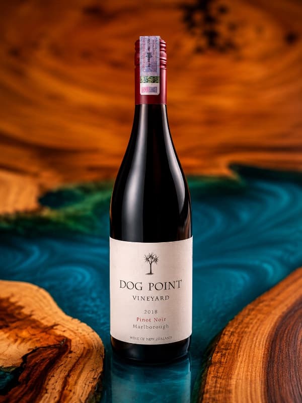Dog Point Pinot Noir — Marlborough, New Zealand, 2022/2018