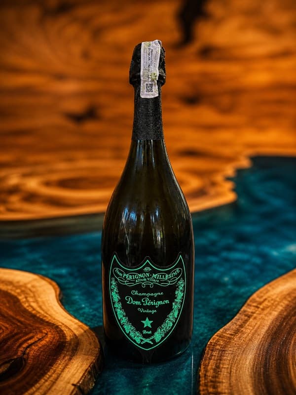Dom Pérignon Luminous — France, 2013 BTL