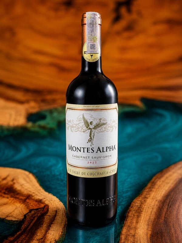 Montes Alpha Cabernet Sauvignon — Colchagua Valley, Chile, 2021/2020