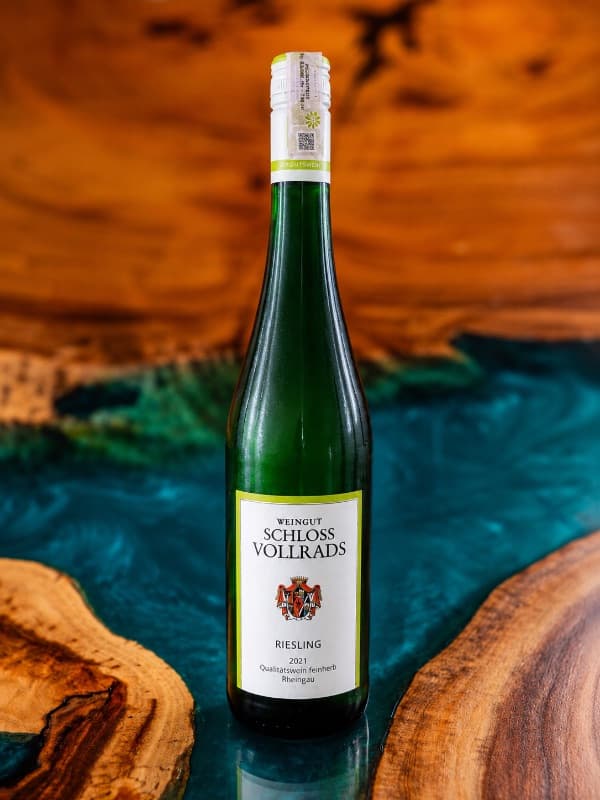 Schloss Vollrads Riesling Gutswein Feinherb Semi-Dry — Germany